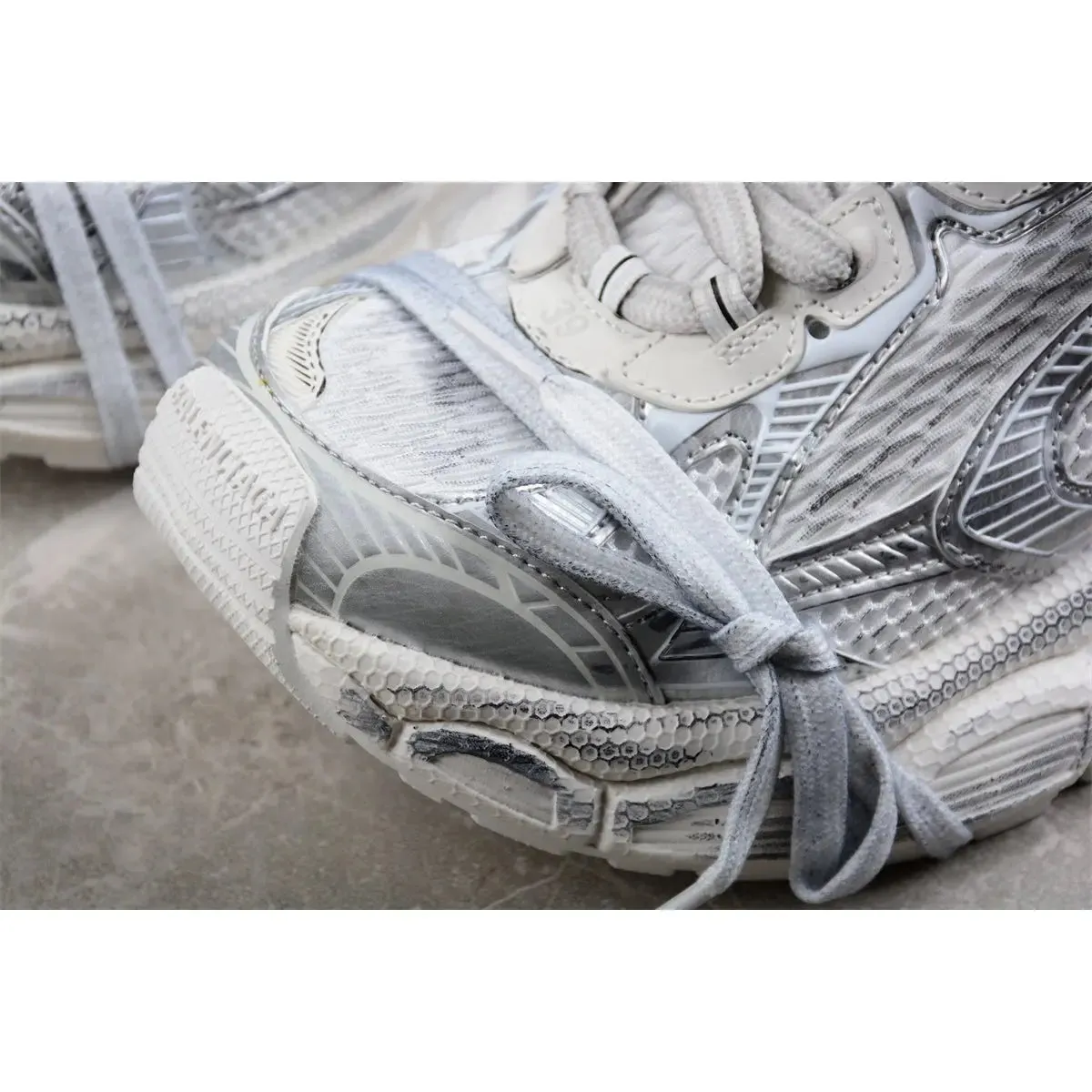 3XL EGGSHELL Remote-controlled WHITE MULE High-security x BALENCIAGA