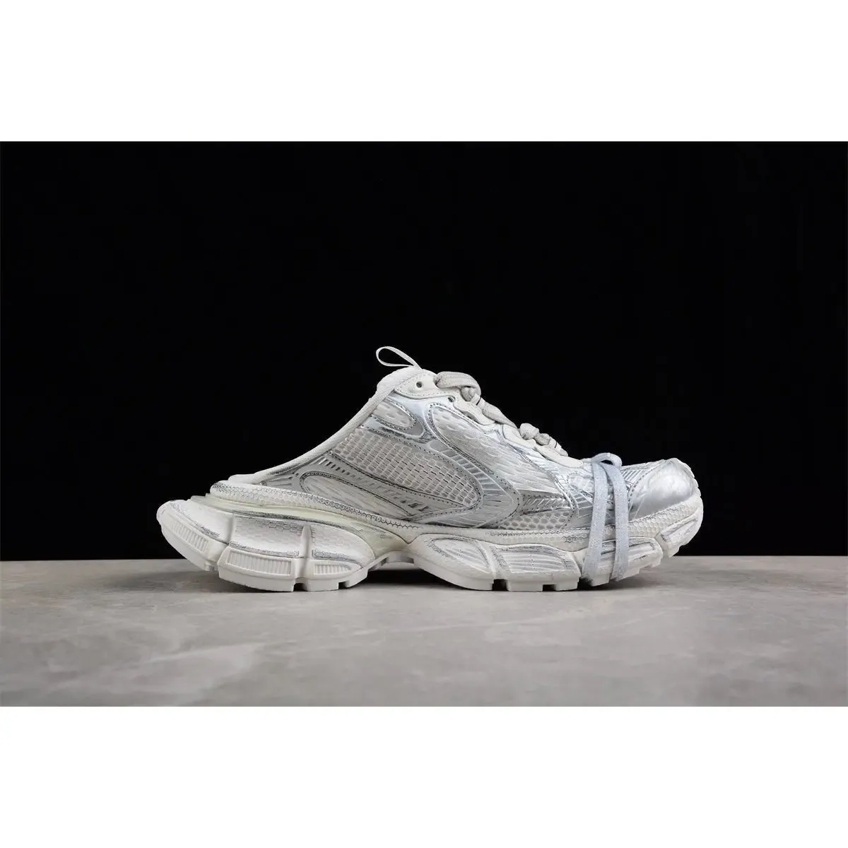 3XL EGGSHELL Remote-controlled WHITE MULE High-security x BALENCIAGA