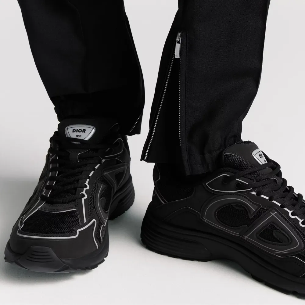 B30 Sneaker