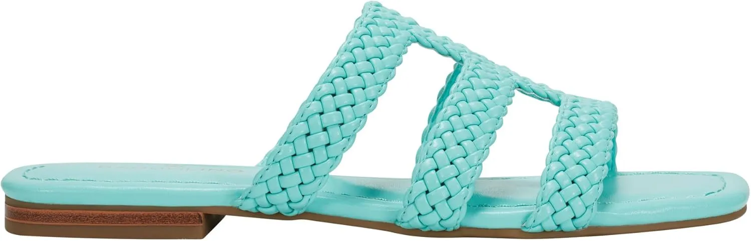 Bandolino Women's Sumer Flat Sandal