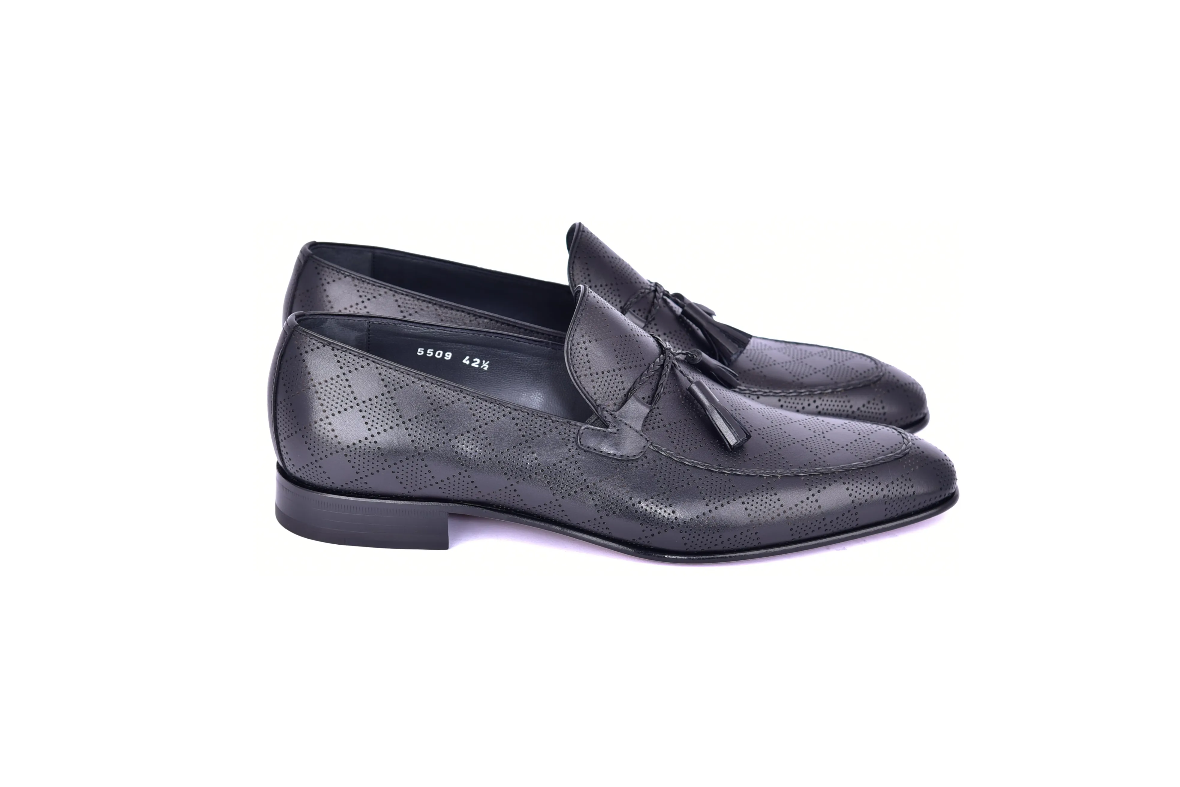 C0001107-5509 Tassel Loafer With Designed leather-Black