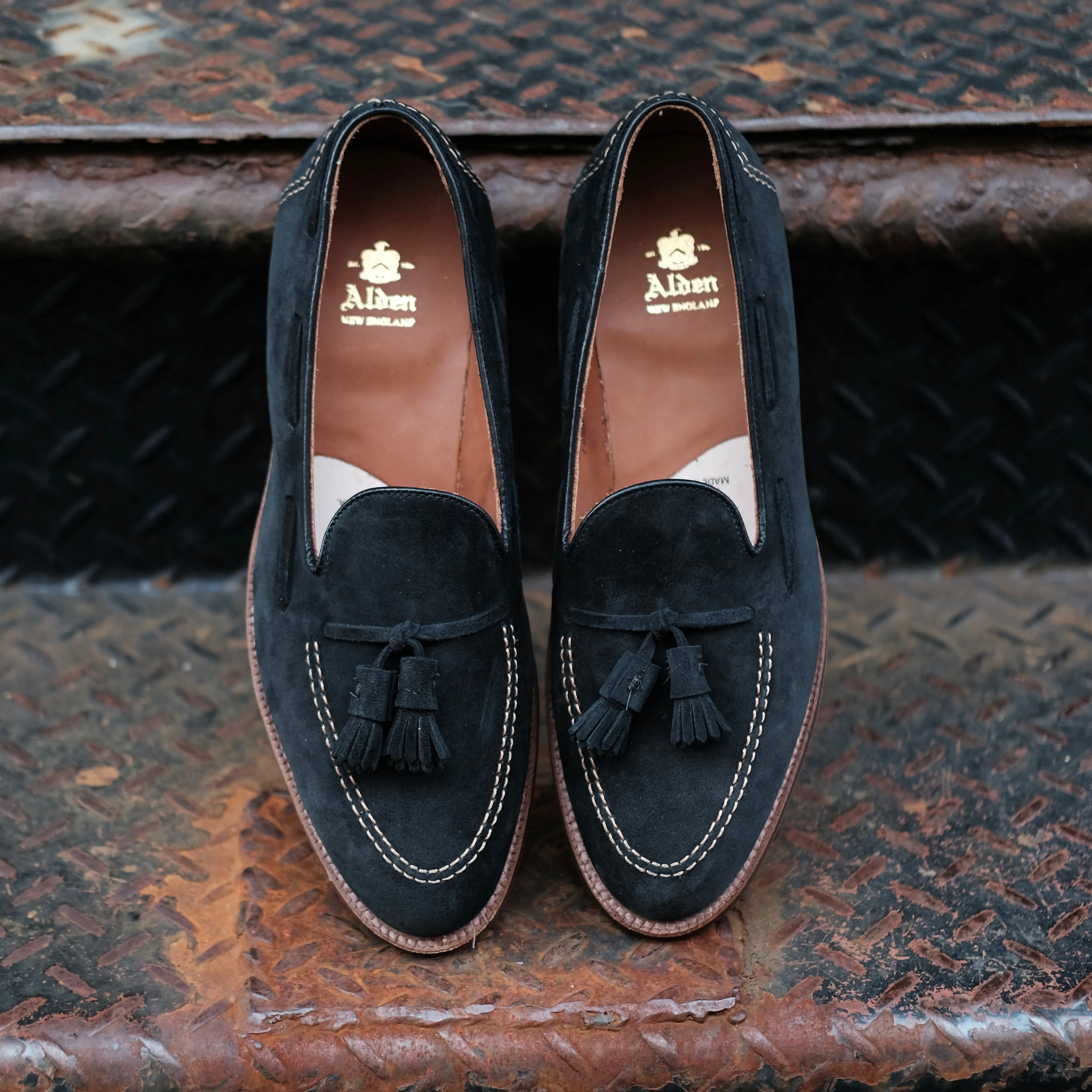 D0106 - Black Suede Tassel Loafer