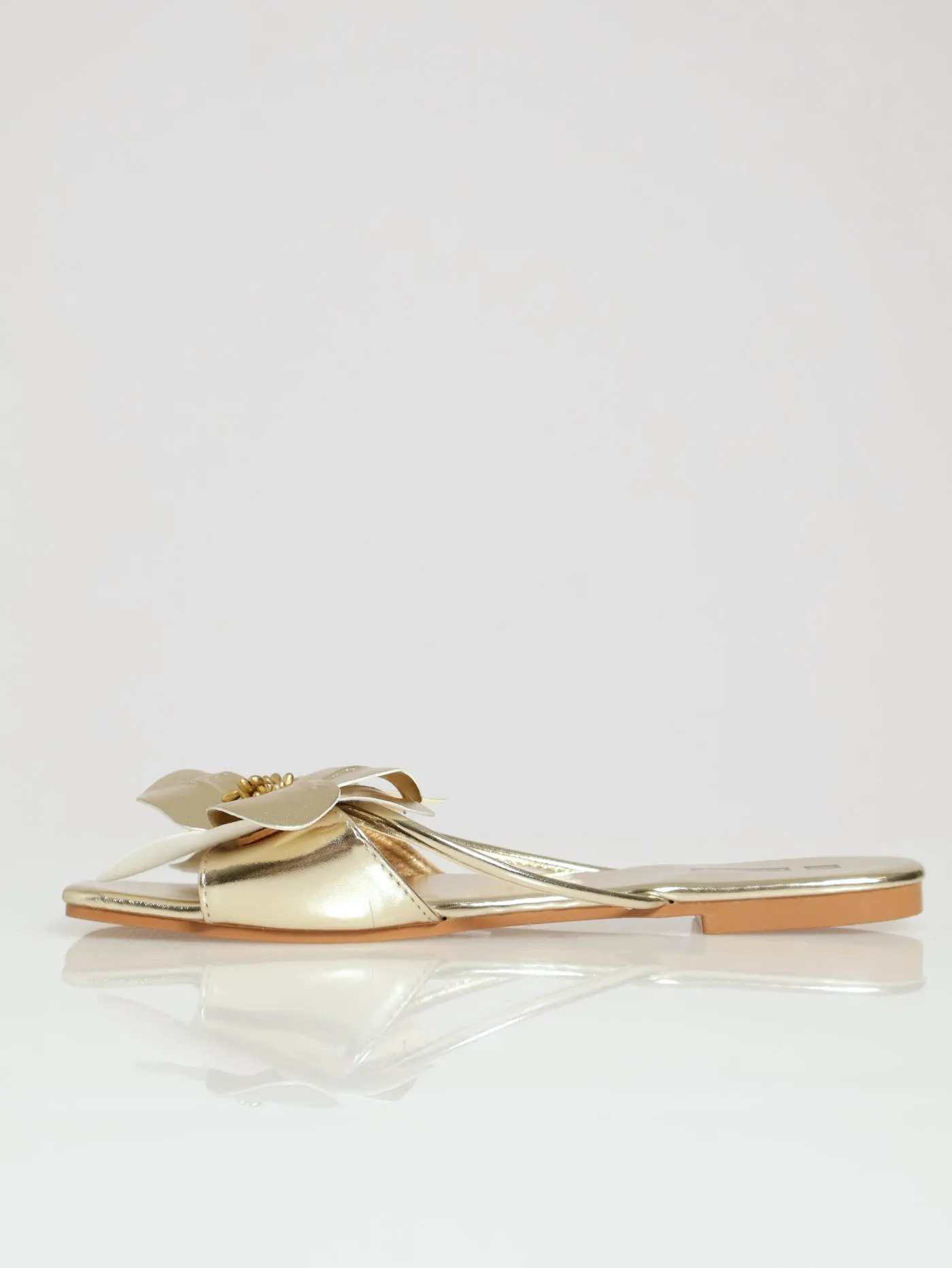 Flat One Strap Push In Mule With Flower Detail - Gold