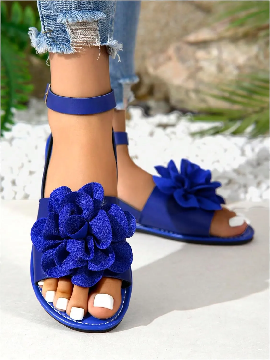 GORGLITTER Women's 3D Flower Sandals Ankle Strap Open Toe Dressy Flat Sandals