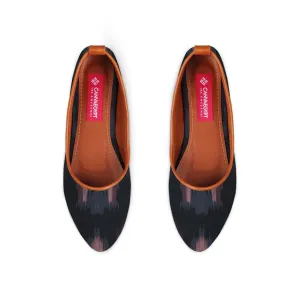 Havane Round Toe Shoe Blurred