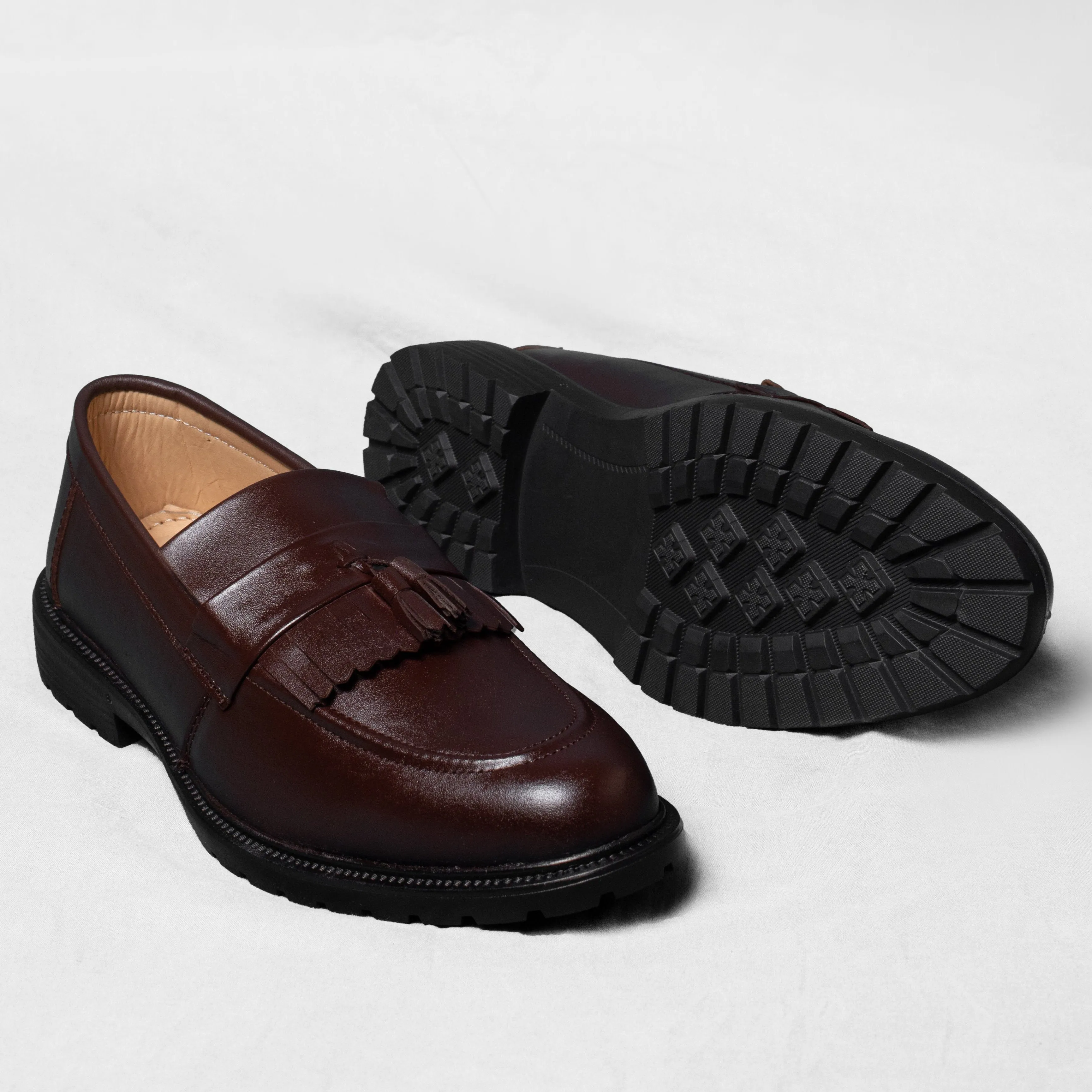 Hi-Shine Tassel (Brown)