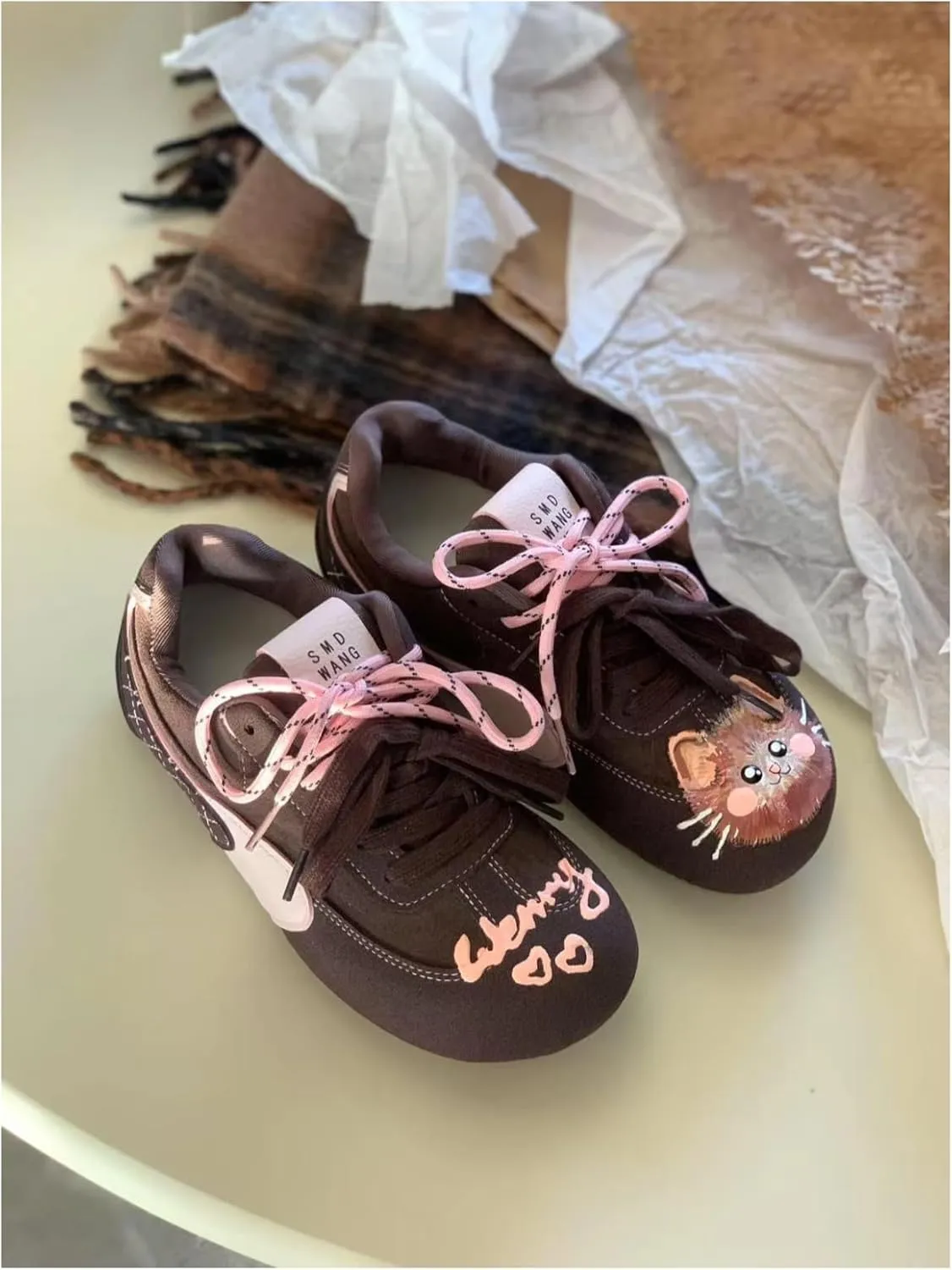 Kawaii Cute Retro Kitten Cat-Themed Trainer Sneakers for Women Soft Sole Casual Running Walking Flat Shoes Non-Slip