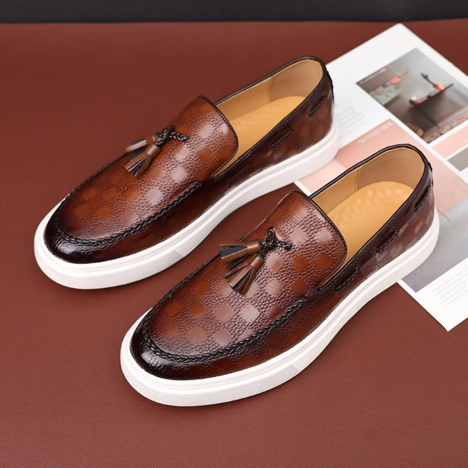 Men's Classic Business Plaid Pattern Leather Tasseled Loafers Comfortable Round Toe Non-Slip Flat Walking Shoes