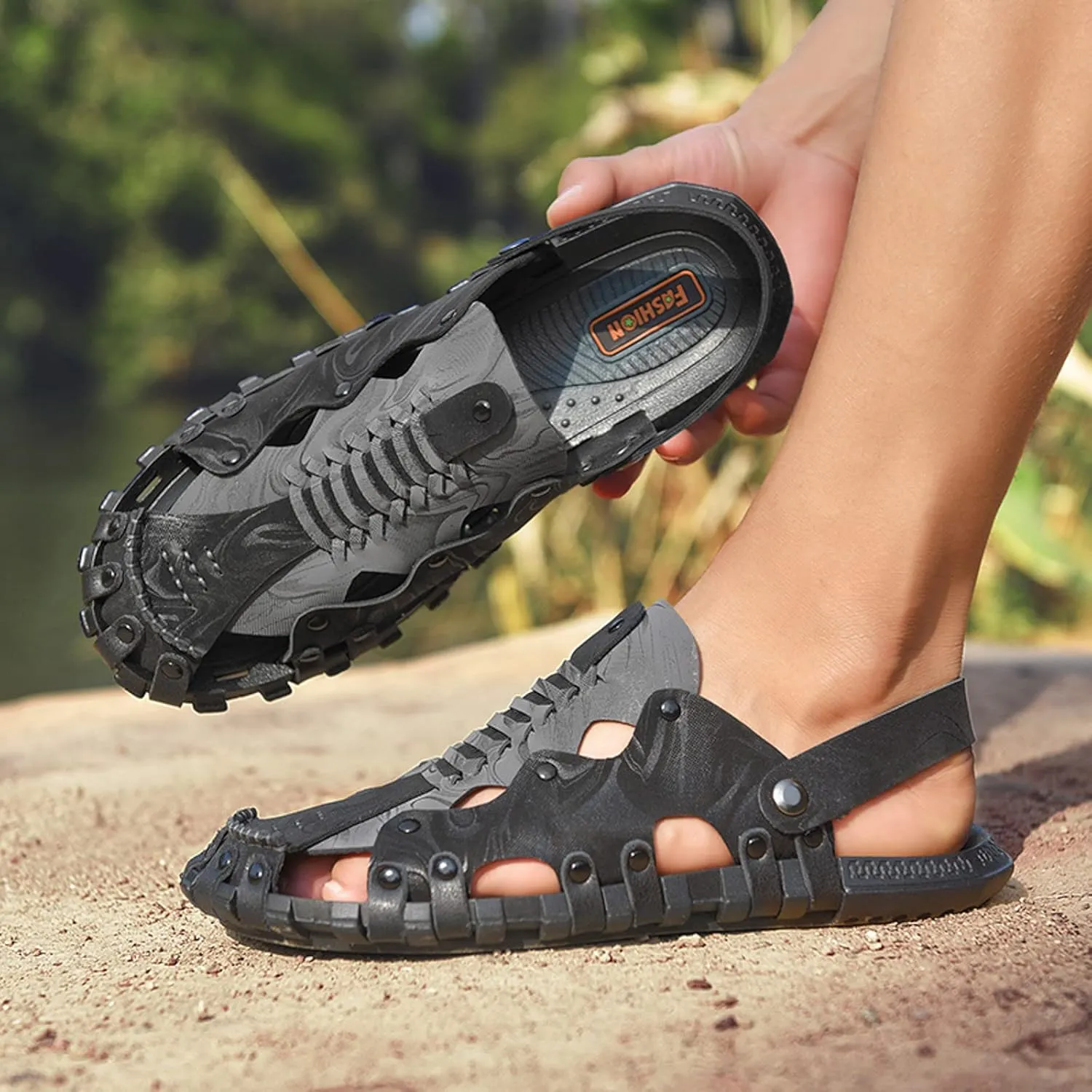 Men's Sandals Summer Close Toe Soft Sole Comfortable Sandal Sport Hiking & Outdoor Walking Beach Sandals