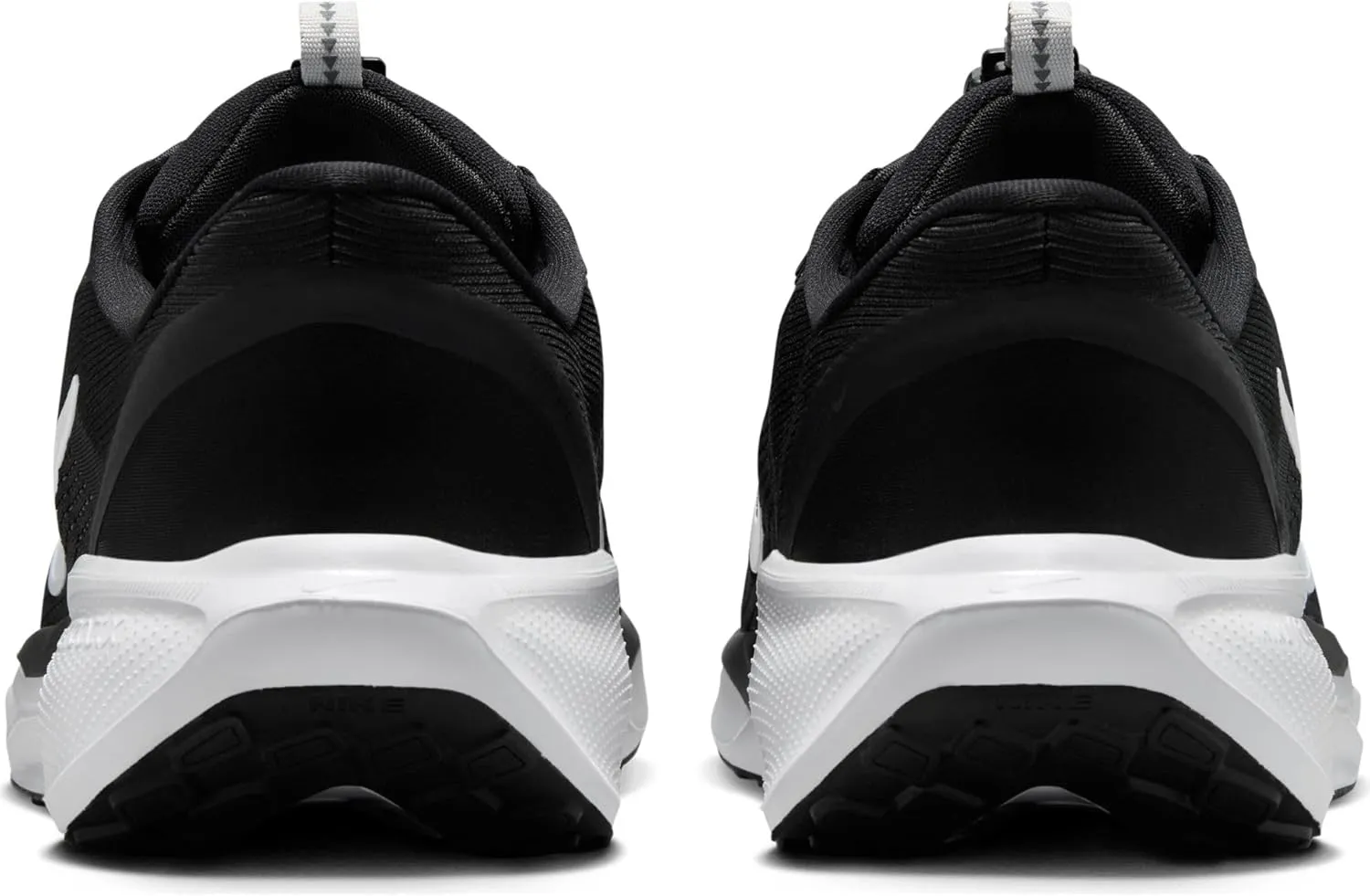 Nike Men's Pegasus Easy on Sneaker
