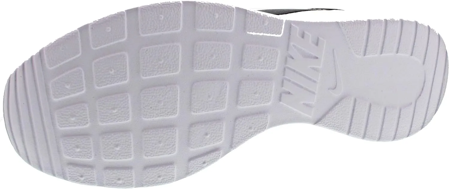 Nike Men's Tanjun (Big Kid) Sneaker
