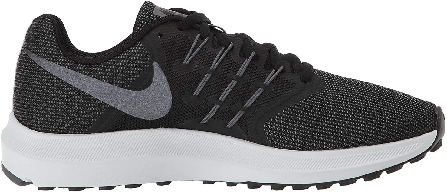 Nike Women's Run Swift Sneaker