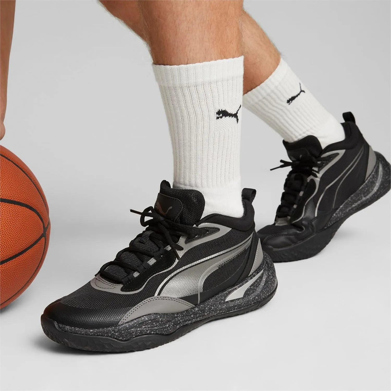 PUMA Men's Playmaker Pro Mid Sneaker