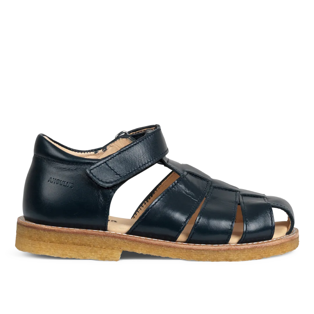 Sandal with adjustable velcro closure