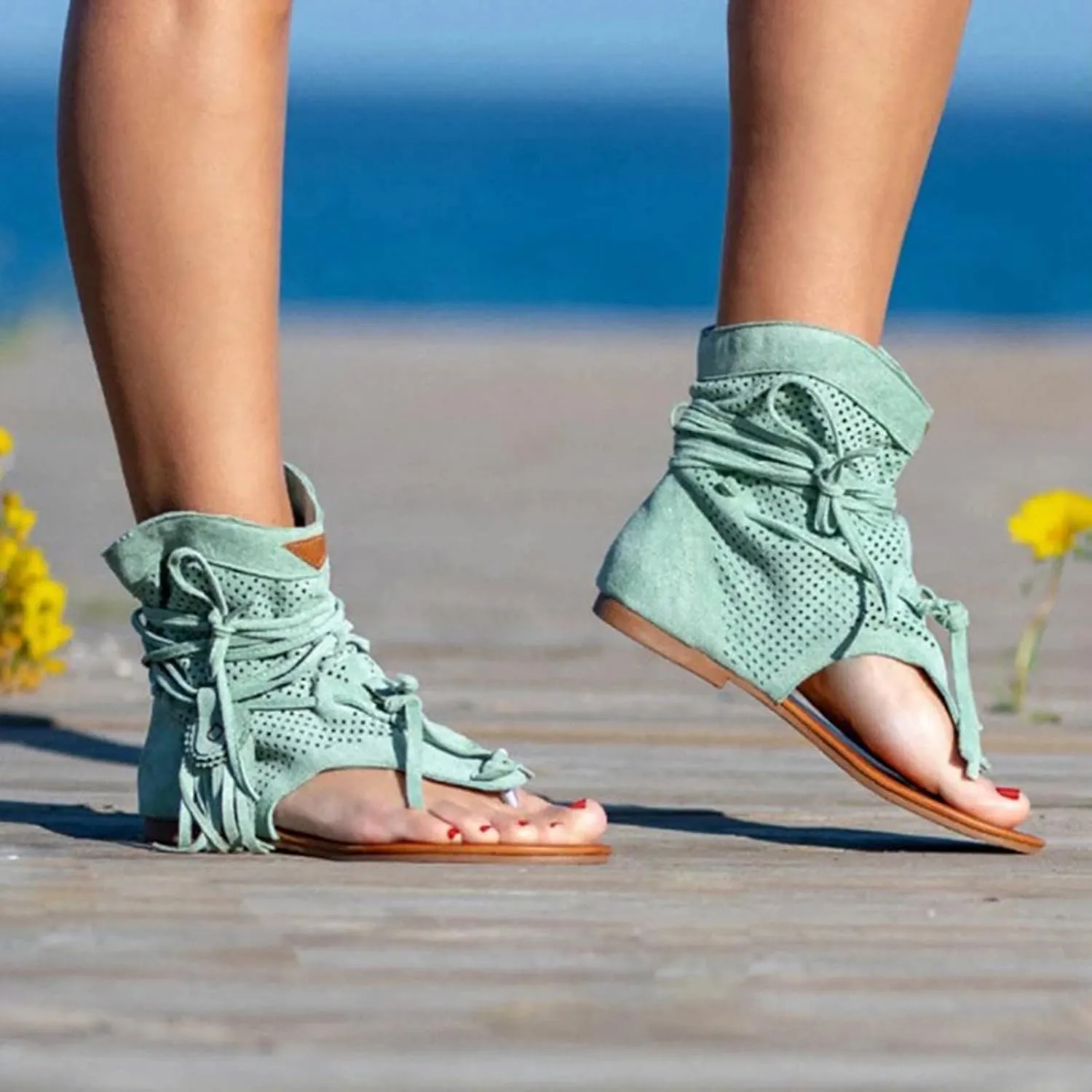 Sandals for Women Dressy Summer Flat Vintage Clip Toe Flip Flops Boho Fringe Tassel Sandals 2023 Bohemian Retro Casual Roman Beach Shoes Boots