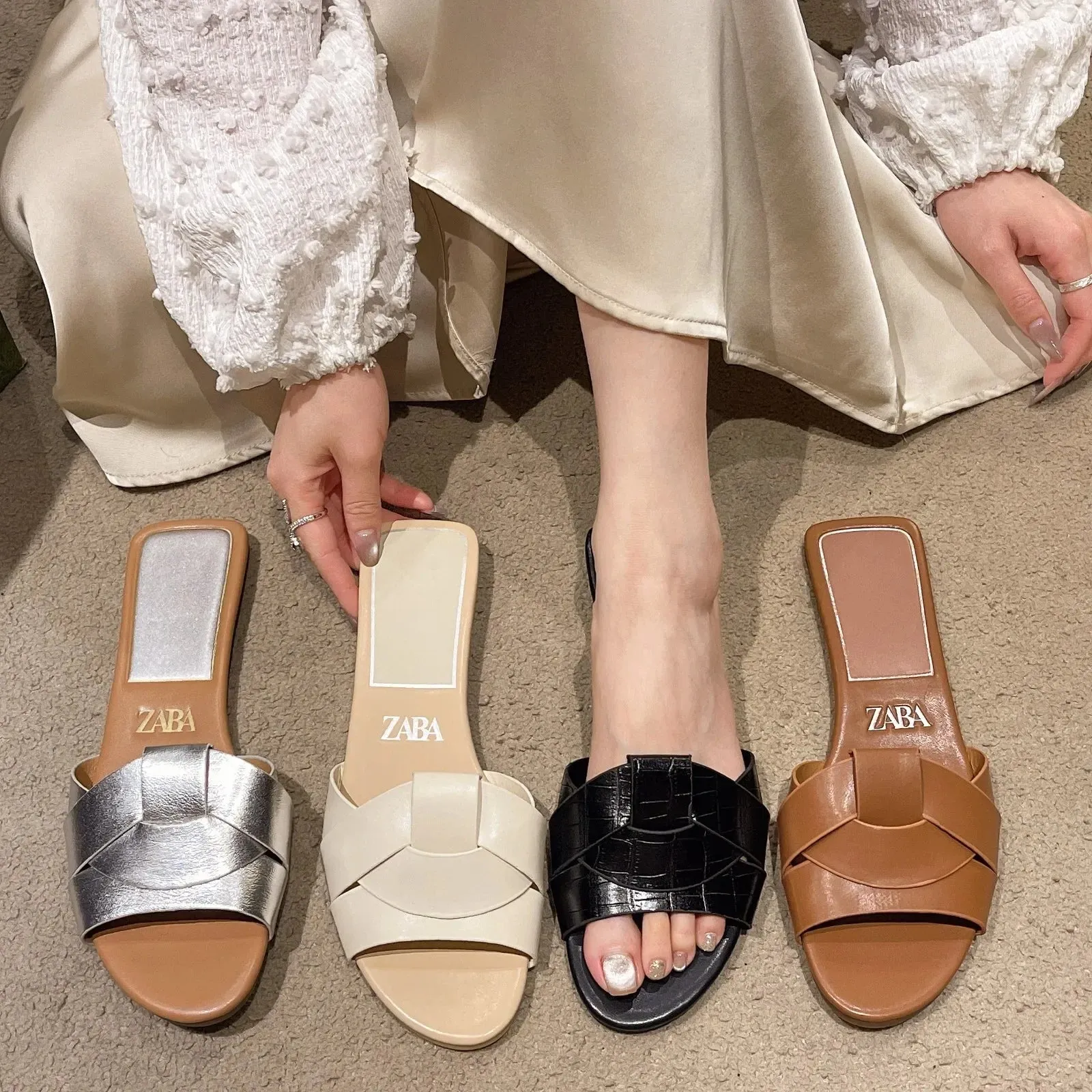Sandals Women's Ankle Strap Low Heeled Slipper