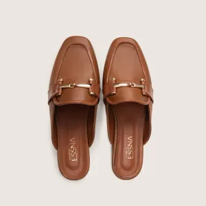 Selene Mules in Havana