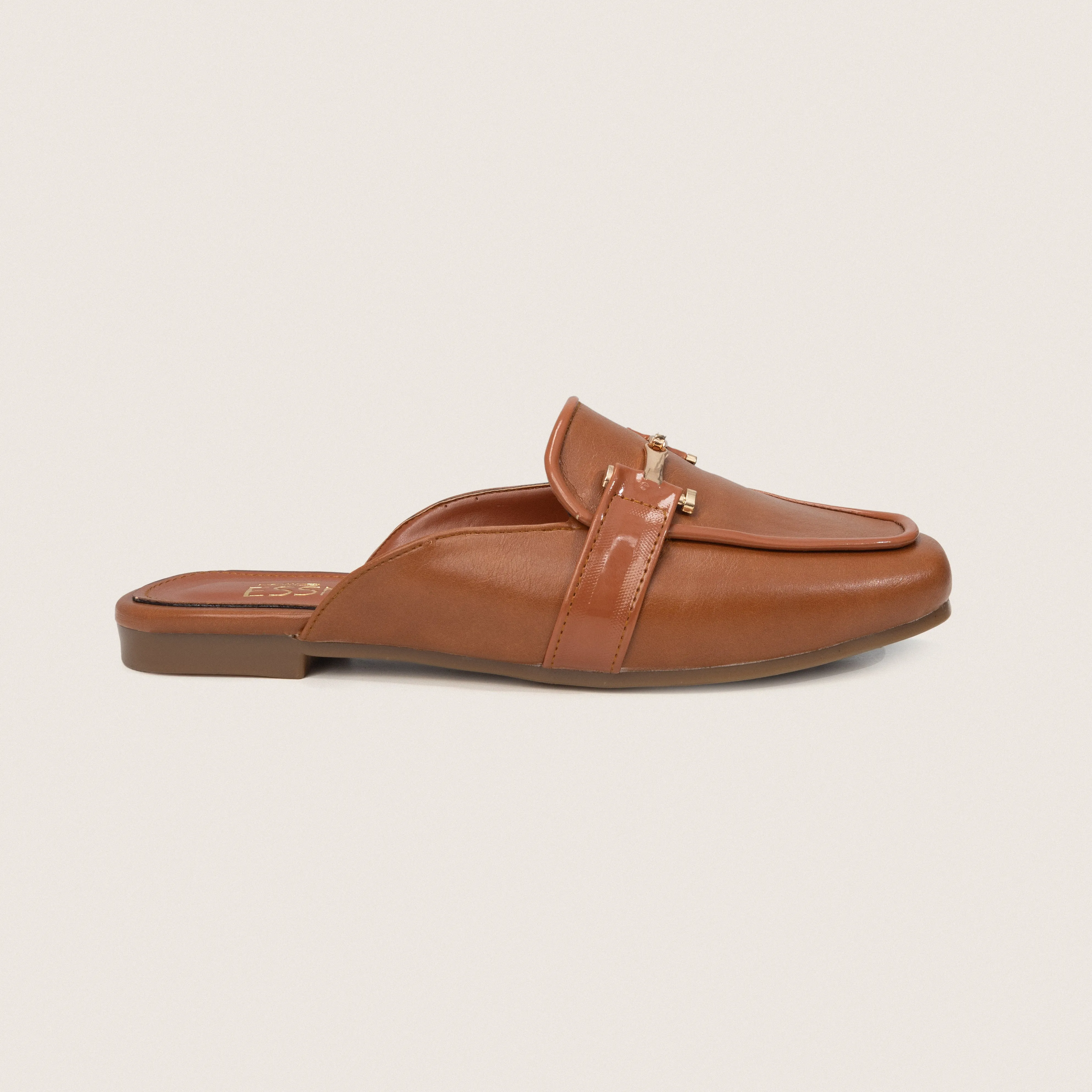Selene Mules in Havana