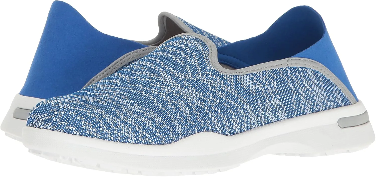 SoftWalk Women's Simba Flat