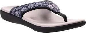 Spenco Women's Yumi Mod Floral Flip-Flop, Black, 5