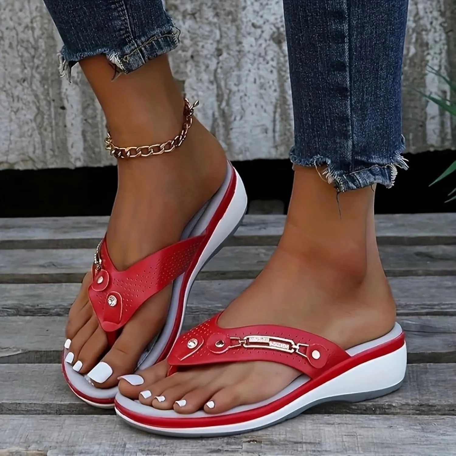 Summer Flip Flops for Women 2025 Arch Support Clip Toe Slip On Wedge Sandals Comfy Non Slip Cushioned Footbed Recovery Slides Ladies Slingback Beach Casual Shoes for Daily Wear Indoor Outdoor