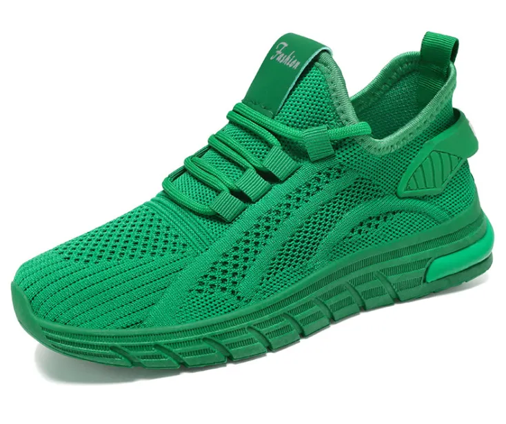 Ultra light tennis sneaker