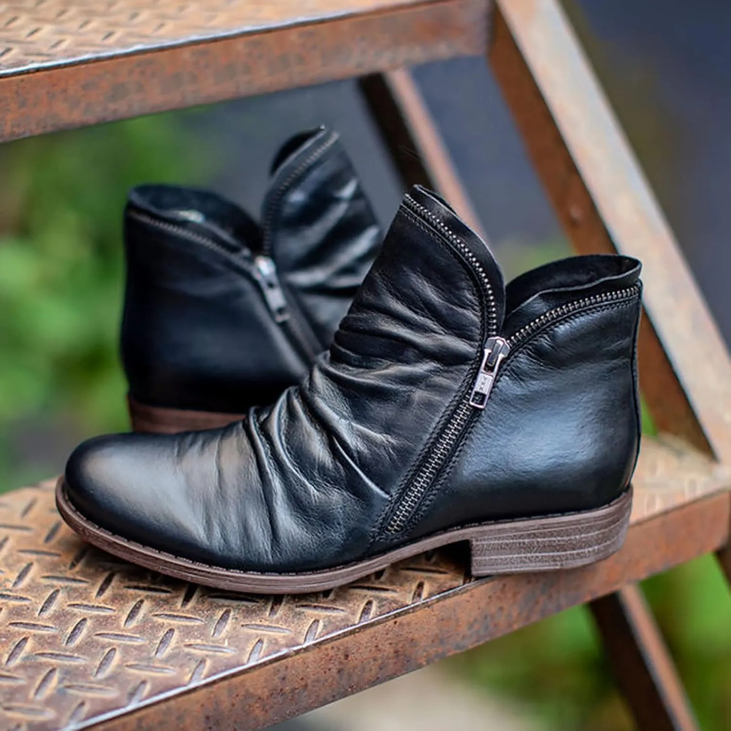 Women's Ankle Boots Booties, Boots for Women Ankle Leather Casual Low Heel Side Zipper Short Booties Walking Shoes