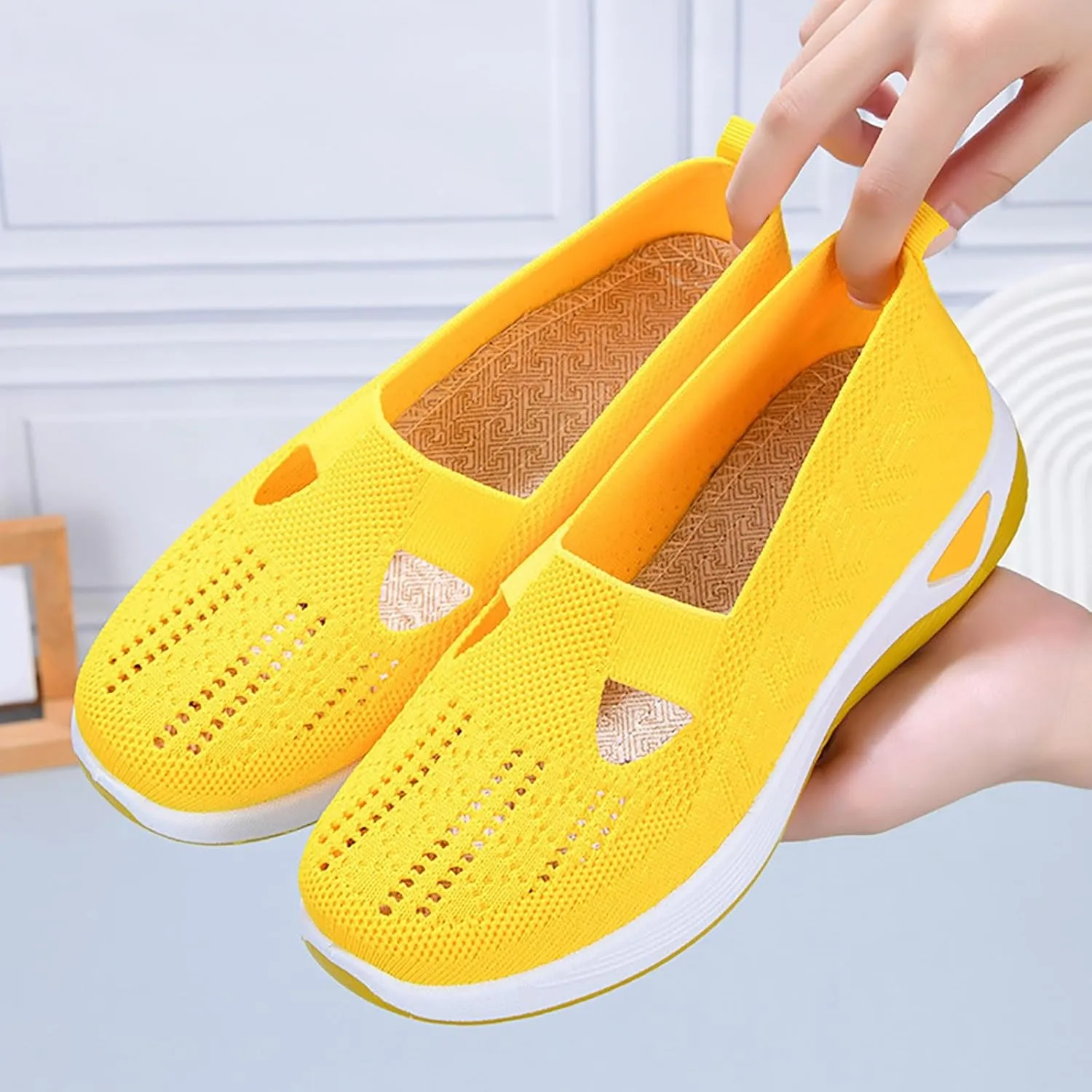 Women'S Breathable Soft Shoes Hands Free Slip On Arch Support Sneakers Walking Foam Go Running Shoes