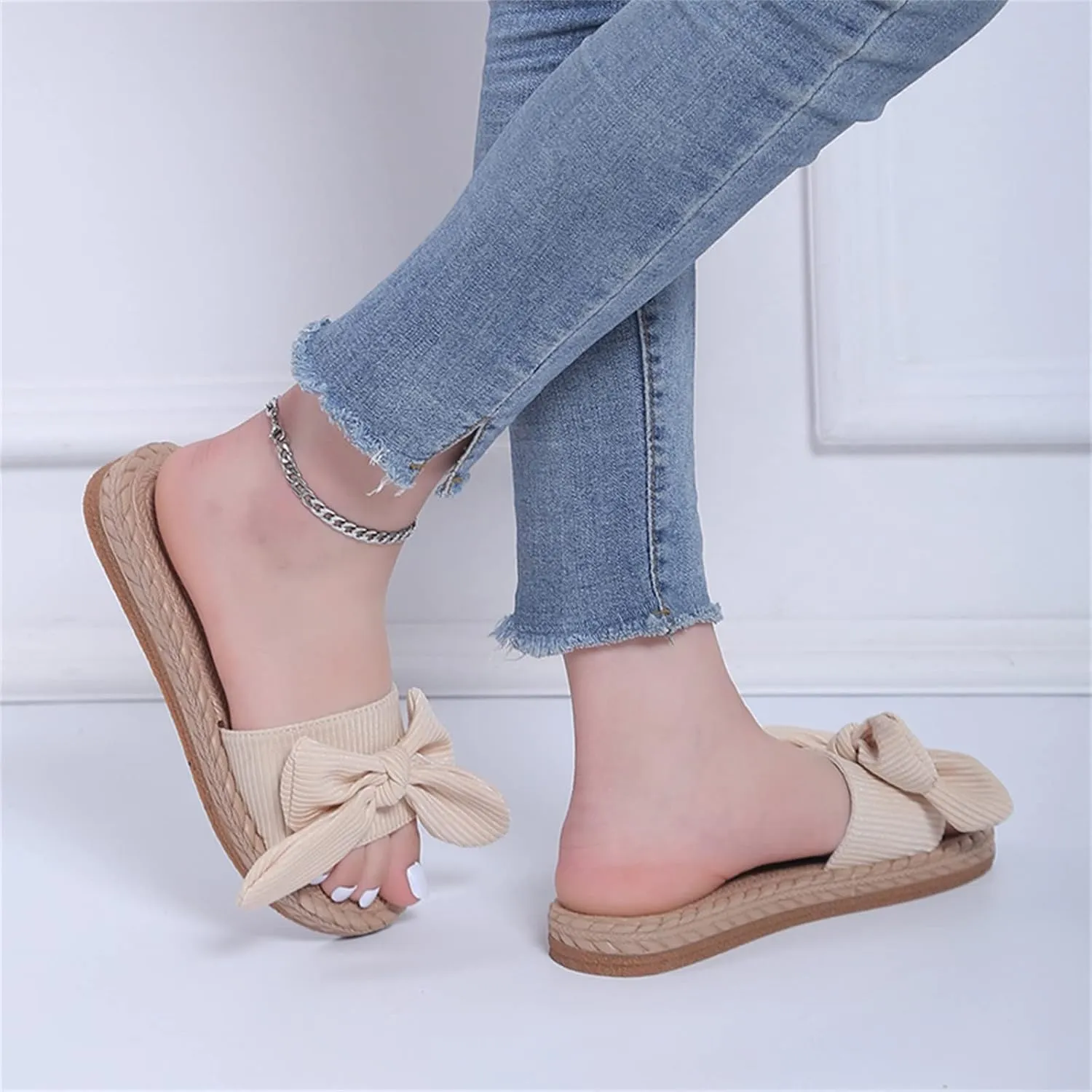 Women's Fashion Slide Sandal Ladies Fashion Solid Color Cloth Bow Decoration Straw Woven Flat Open Toe Slippers