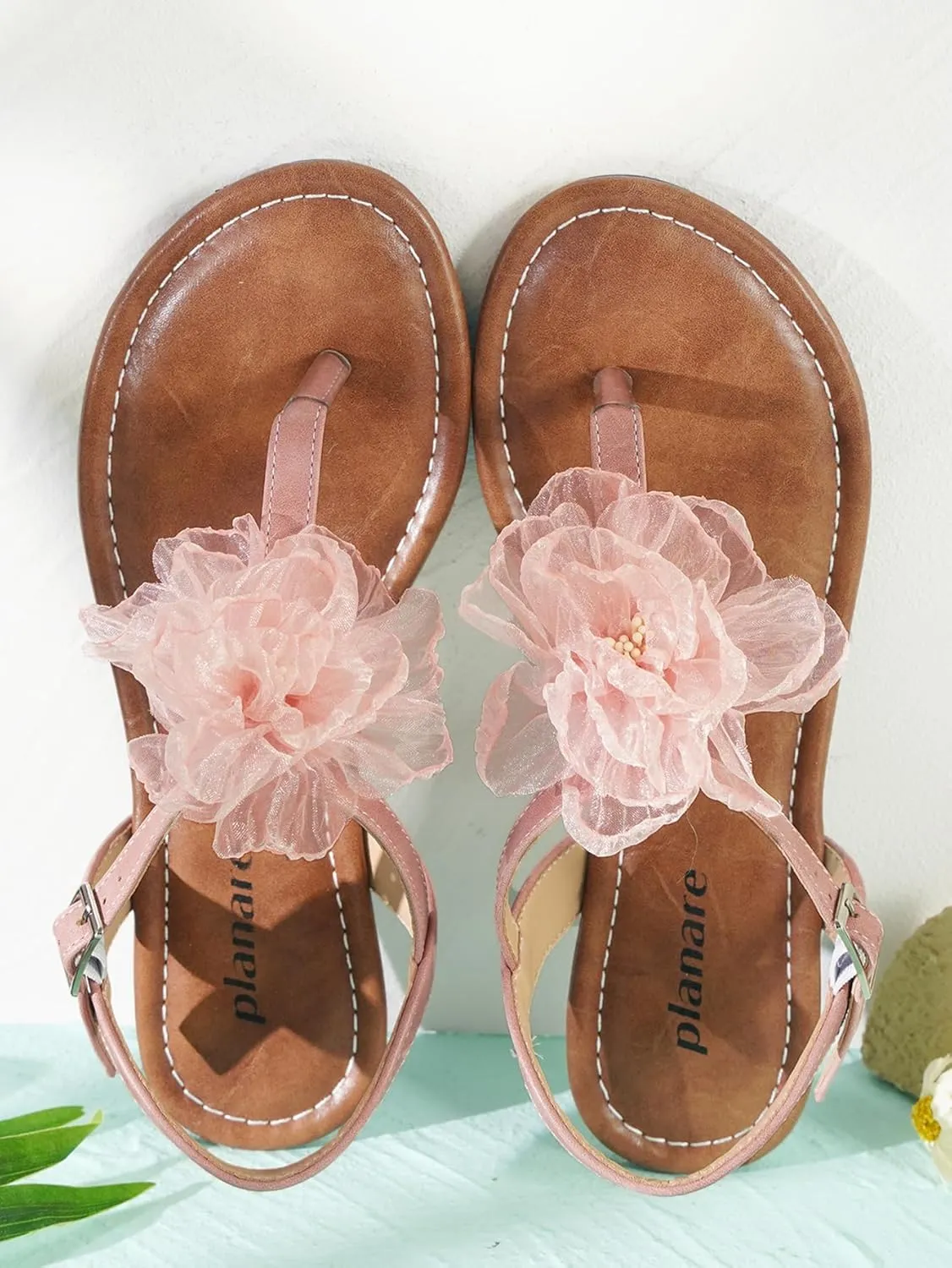 Womens Pink Leather T-Strap Flat Thong Sandals Round Open Toe with Flower Decoration and Ankle Strap with Adjustable Buckle Lightweight Comfy for Daily Wear