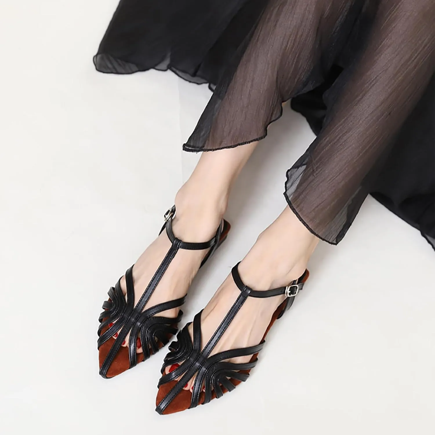 Women'S Strappy Pointed Closed Toe Low Chunky Heel Roman Sandals Fashion Adjustable Buckle Cut Out Cage Comfortable Flat Fisherman Sandals Casual Summer Breathable T Strap Beach Sandals