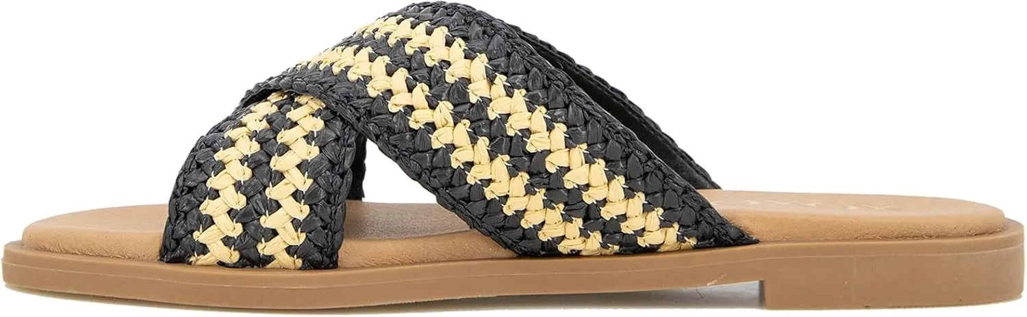 XOXO Women's Melly Flat Sandal